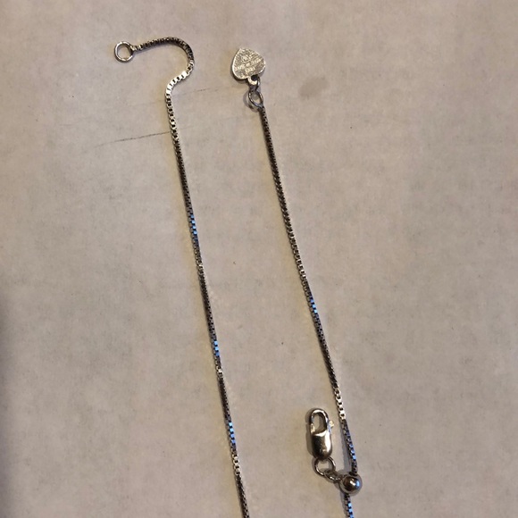 🎉HP🎉1 CT.Diamond Circle Pendant w/25 Brilliant R - Picture 4 of 5